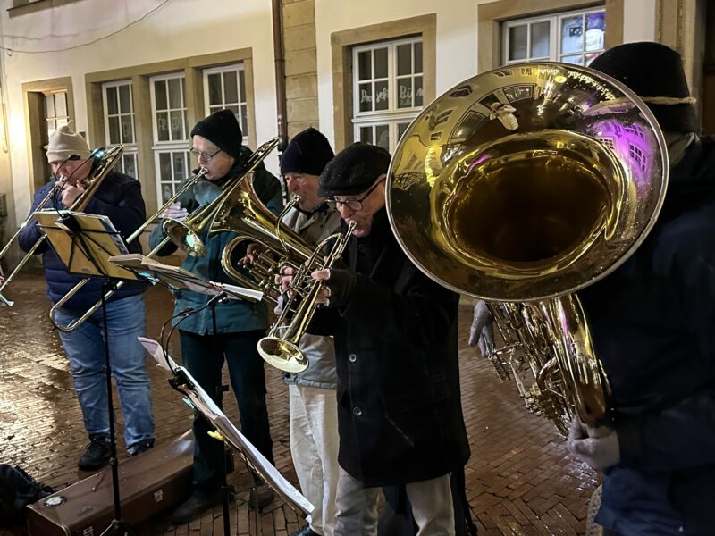 Tubabläser in der Altstadt